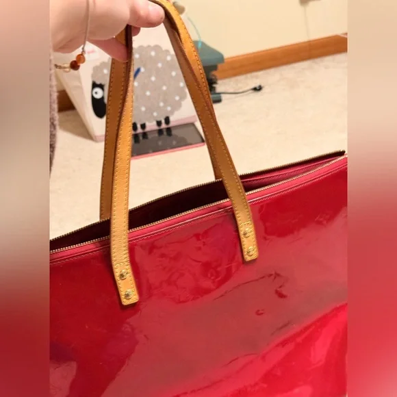 Louis Vuitton Bellevue GM Vernis